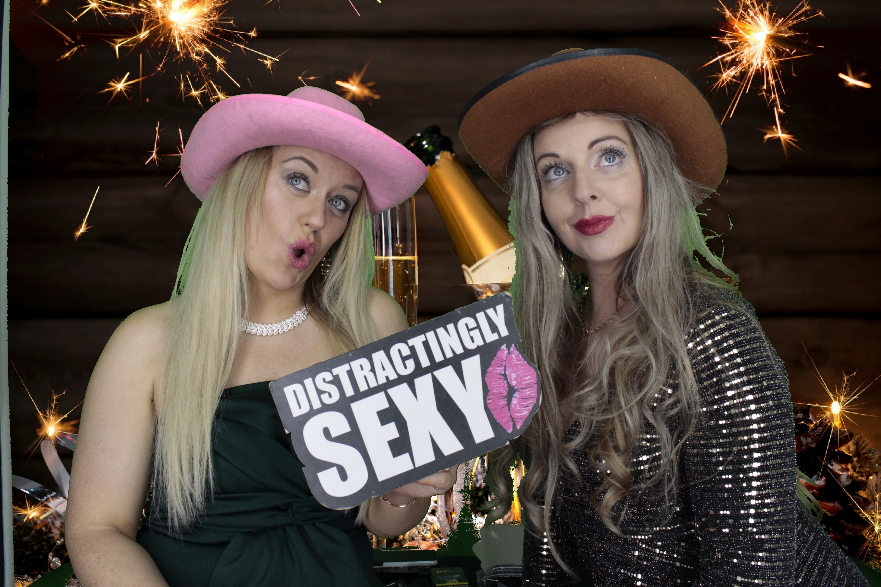 The Sussex Exchange New Years Eve | View more photos from the event at gallery.myphotoboothexperience.co.uk/u/MyPhotoBoothExperienceLtd/The-Sussex-Exchange-New-Years-Eve